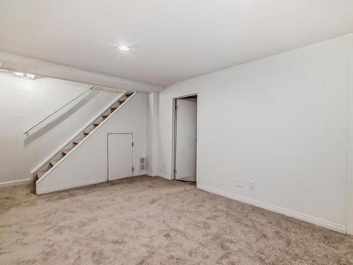 2645 135 Avenue, Edmonton, AB - Indoor Photo Showing Other Room