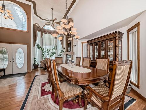 15907 91 Street, Edmonton, AB - Indoor Photo Showing Dining Room