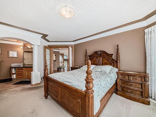 15907 91 Street, Edmonton, AB - Indoor Photo Showing Bedroom