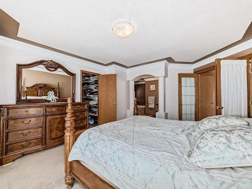 15907 91 Street, Edmonton, AB - Indoor Photo Showing Bedroom