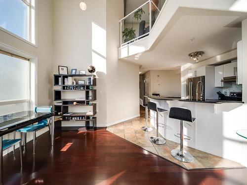 504 10033 116 Street, Edmonton, AB - Indoor Photo Showing Kitchen