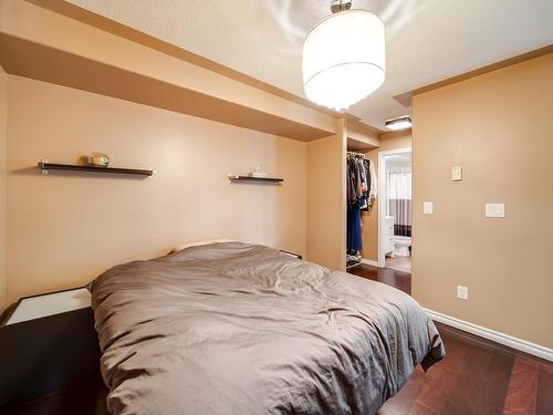 504 10033 116 Street, Edmonton, AB - Indoor Photo Showing Bedroom