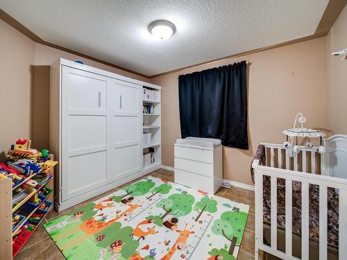 504 10033 116 Street, Edmonton, AB - Indoor Photo Showing Bedroom