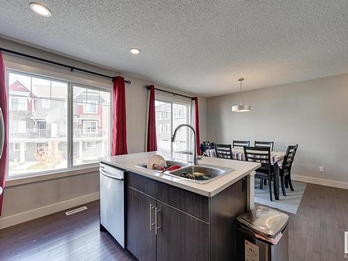 6 2922 Maple Way, Edmonton, AB - Indoor Photo Showing Kitchen With Double Sink