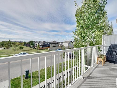 6 2922 Maple Way, Edmonton, AB - Outdoor