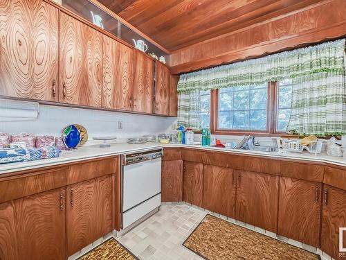 4422 Ada Boulevard, Edmonton, AB - Indoor Photo Showing Kitchen With Double Sink