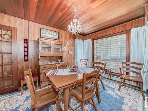 4422 Ada Boulevard, Edmonton, AB - Indoor Photo Showing Dining Room