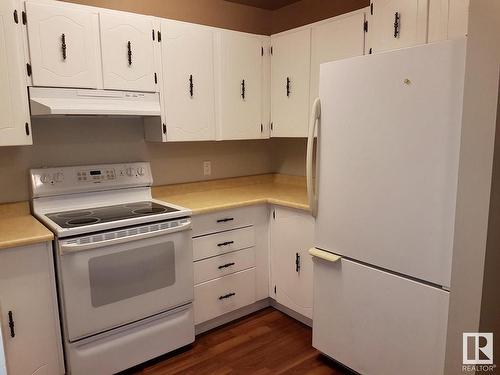 306 14916 26 Street, Edmonton, AB - Indoor Photo Showing Kitchen