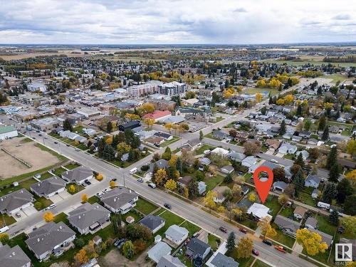 5112 50 Av, Stony Plain, AB 