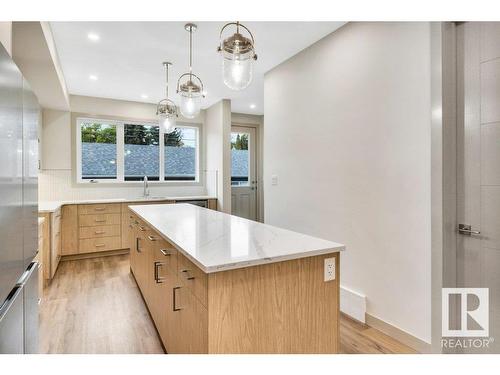 11442 70 Street, Edmonton, AB - Indoor Photo Showing Kitchen