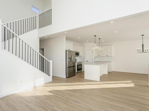 8 55101 Ste Anne Trail, Rural Lac Ste. Anne County, AB - Indoor Photo Showing Kitchen