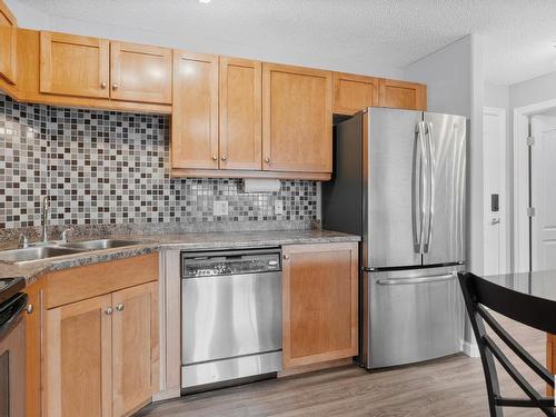 1112 7339 South Terwillegar Drive, Edmonton, AB - Indoor Photo Showing Kitchen With Double Sink