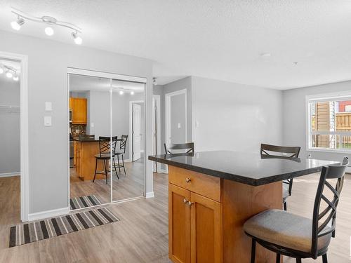 1112 7339 South Terwillegar Drive, Edmonton, AB - Indoor Photo Showing Dining Room