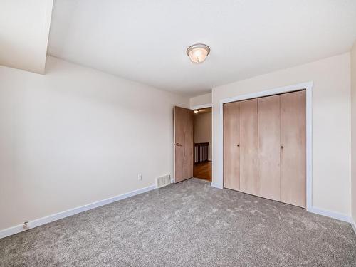 5519 35 Avenue, Edmonton, AB - Indoor Photo Showing Other Room