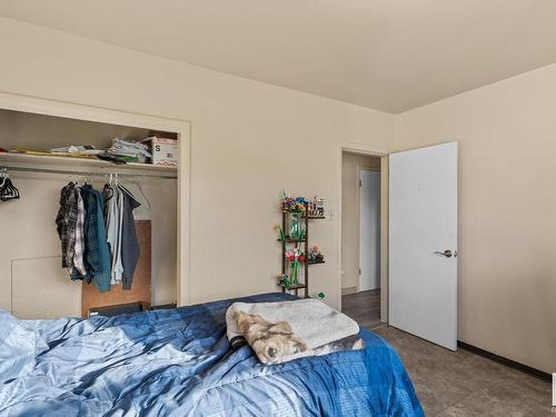 12010 102 Street, Edmonton, AB - Indoor Photo Showing Bedroom