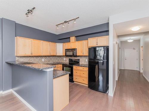 206 141 Festival Way, Sherwood Park, AB - Indoor Photo Showing Kitchen