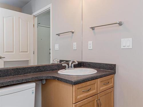 206 141 Festival Way, Sherwood Park, AB - Indoor Photo Showing Bathroom