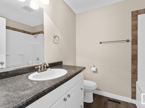 218 20 Street, Cold Lake, AB - Indoor Photo Showing Bathroom