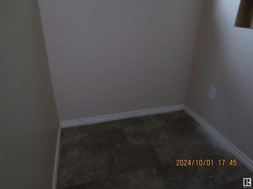 4615 4 Avenue, Edson, AB - Indoor Photo Showing Other Room