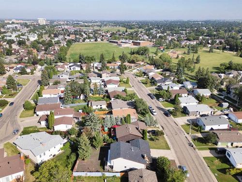 8416 26 Avenue, Edmonton, AB - Outdoor With View