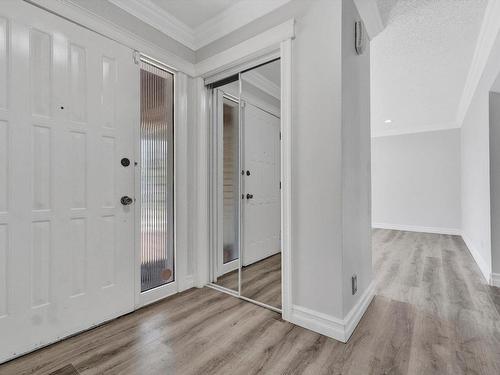 8416 26 Avenue, Edmonton, AB - Indoor Photo Showing Other Room