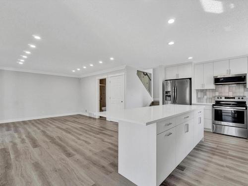 8416 26 Avenue, Edmonton, AB - Indoor Photo Showing Kitchen With Upgraded Kitchen