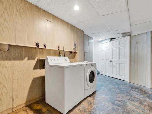 8416 26 Avenue, Edmonton, AB - Indoor Photo Showing Laundry Room