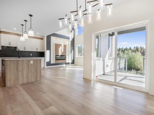 Spruce Grove, AB - Indoor Photo Showing Kitchen