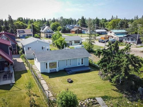 5036 50 Av, Rural Lac Ste. Anne County, AB 