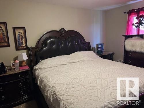 7 15151 43 Street, Edmonton, AB - Indoor Photo Showing Bedroom