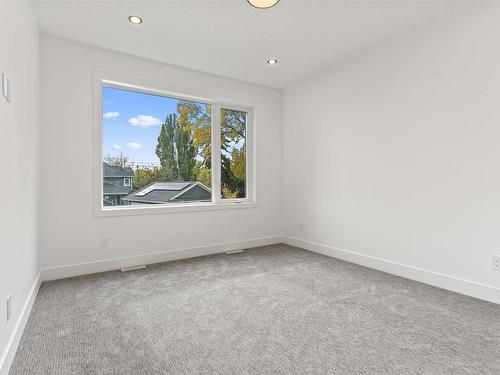 13843 110A Avenue, Edmonton, AB - Indoor Photo Showing Other Room