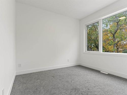 13843 110A Avenue, Edmonton, AB - Indoor Photo Showing Other Room