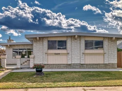 11419 144 Av Nw, Edmonton, AB 