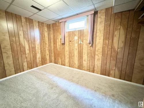 5613 48 A Street, Vegreville, AB - Indoor Photo Showing Other Room