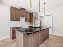 6318 27 Av Sw, Edmonton, AB 