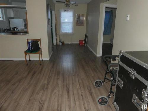 10894 98 Street Nw, Edmonton, AB - Indoor Photo Showing Other Room