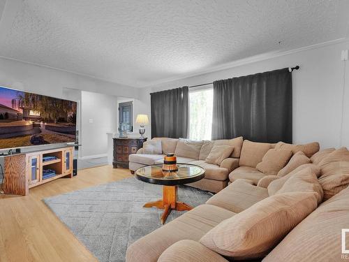 13216 122 St Nw, Edmonton, AB 