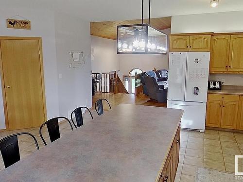 5113 Twp Rd 592A, Rural Barrhead County, AB - Indoor Photo Showing Dining Room