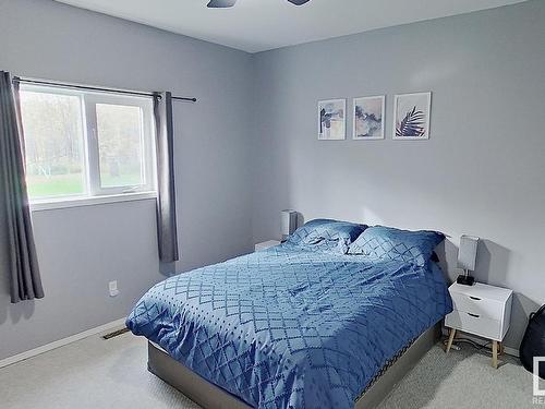 5113 Twp Rd 592A, Rural Barrhead County, AB - Indoor Photo Showing Bedroom