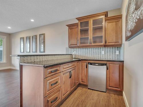 1253 Adamson Drive, Edmonton, AB - Indoor Photo Showing Kitchen