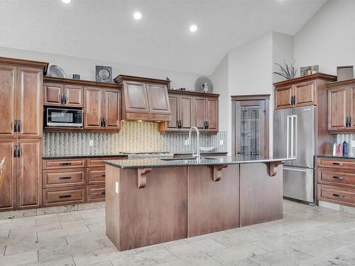 1253 Adamson Drive, Edmonton, AB - Indoor Photo Showing Kitchen With Upgraded Kitchen