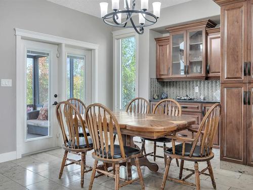 1253 Adamson Drive, Edmonton, AB - Indoor Photo Showing Dining Room