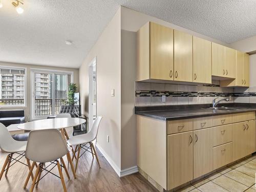 #1405 10180 104 St Nw, Edmonton, AB 