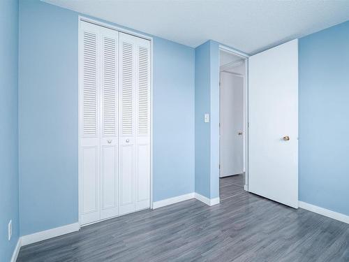 11616 39A Avenue, Edmonton, AB - Indoor Photo Showing Other Room