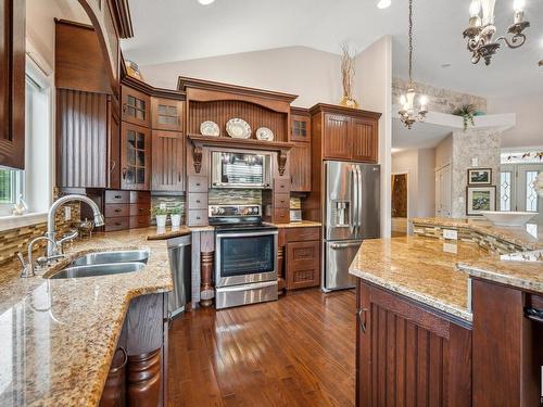 18343 Lessard Road, Edmonton, AB - Indoor Photo Showing Kitchen With Double Sink With Upgraded Kitchen