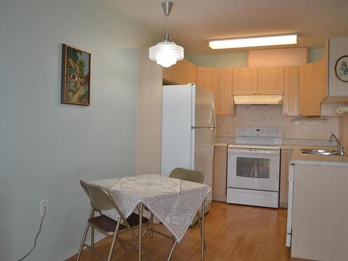 436 13441 127 Street, Edmonton, AB - Indoor Photo Showing Kitchen With Double Sink