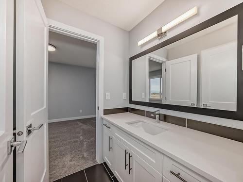 10238 92A Avenue, Morinville, AB - Indoor Photo Showing Bathroom