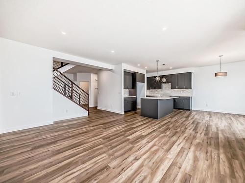 10226 92A Avenue, Morinville, AB - Indoor Photo Showing Kitchen