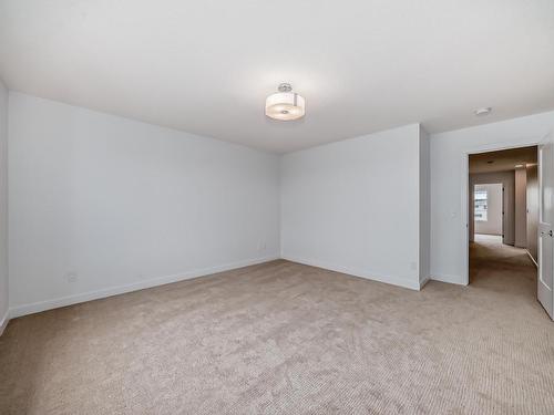 10226 92A Avenue, Morinville, AB - Indoor Photo Showing Other Room