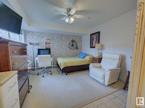 216 8802 Southfort Drive, Fort Saskatchewan, AB - Indoor Photo Showing Bedroom